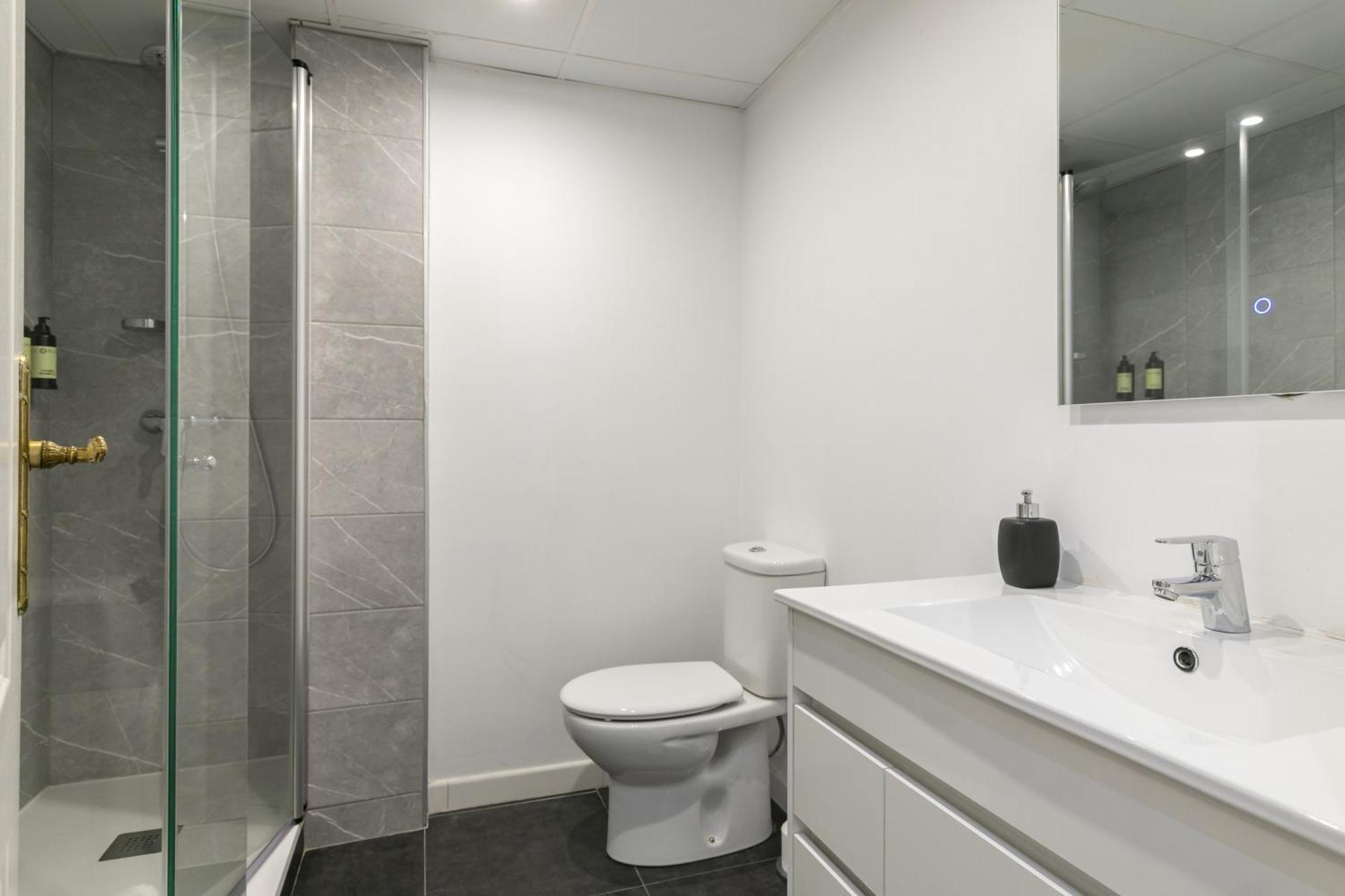 Apartamento Con Vistas Al Parque Del Retiro Madrid Exterior foto